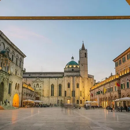 Lägenhet Tramonto - Parcheggio Gratis, Fronte Caserma E Clima *